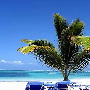 Bed and breakfast Larimar Beach