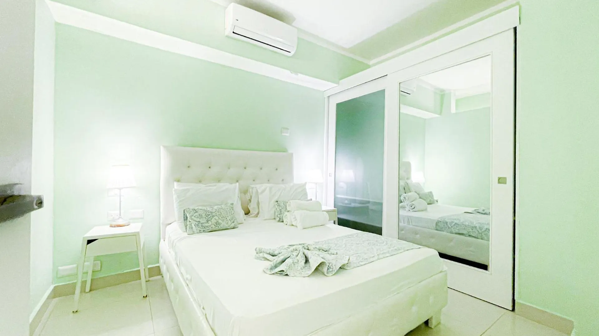 Ducassi Suites Studios Vacation Hotel - Bavaro Beach Club - Wifi - Parking Punta Cana